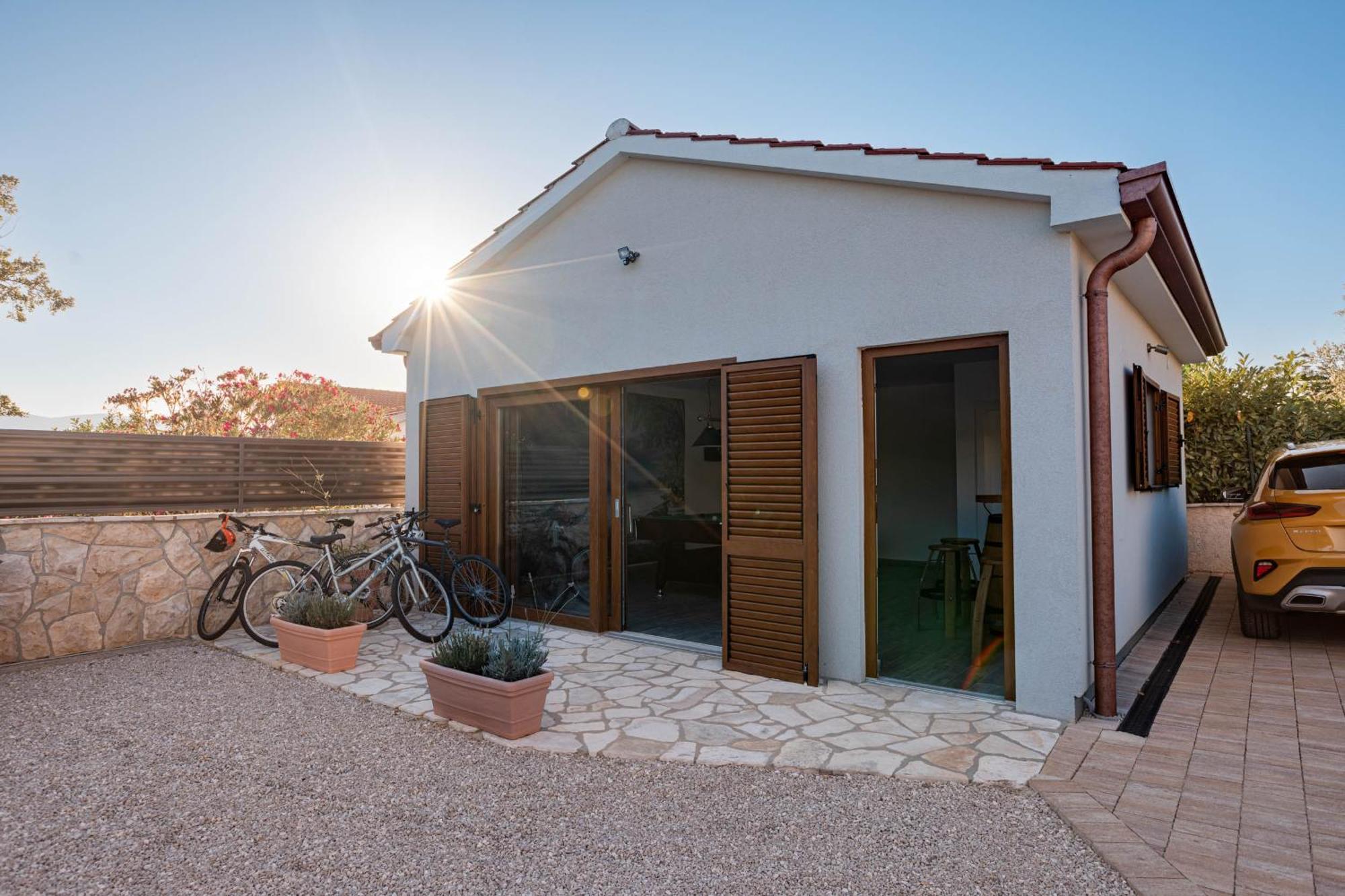 Villa Sara - Perfect Family Holiday Brzac Экстерьер фото