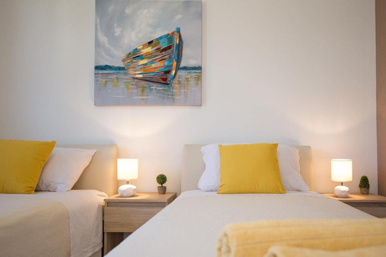 Villa Sara - Perfect Family Holiday Brzac Экстерьер фото